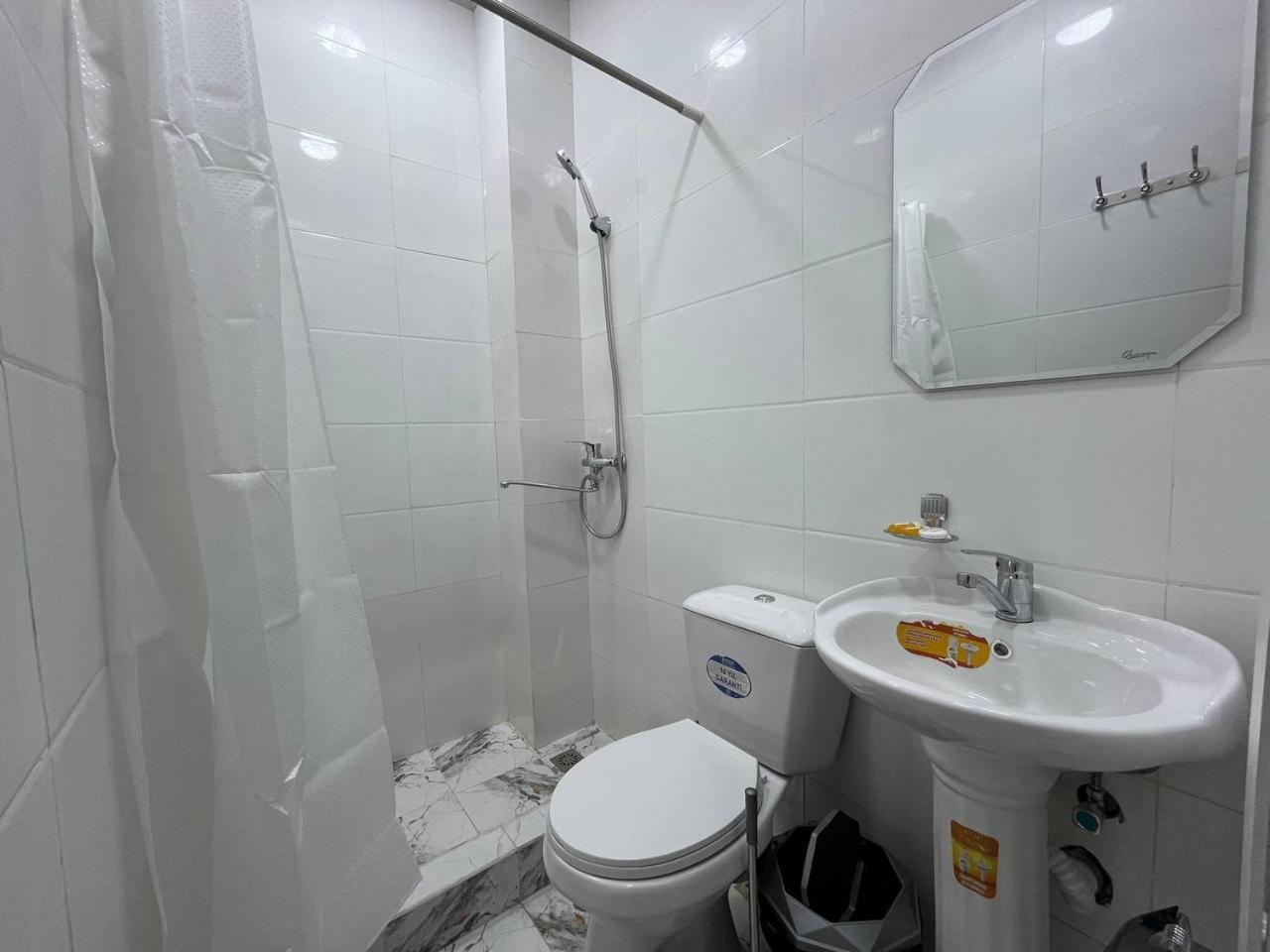 Home Alone Hotel Tashkent Exterior photo