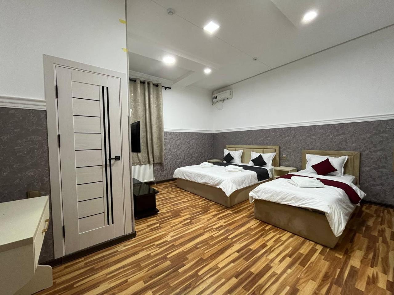 Home Alone Hotel Tashkent Exterior photo